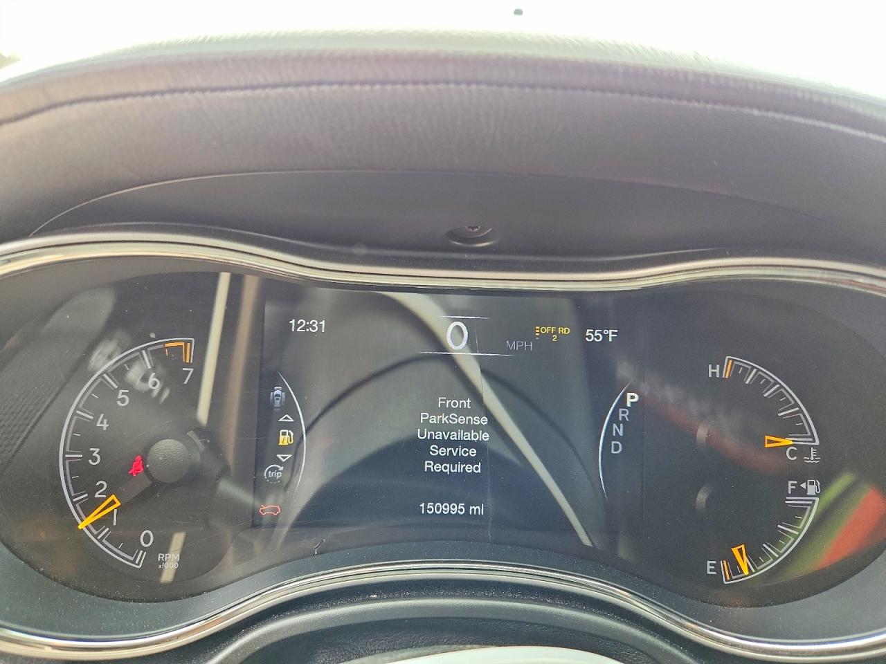 2019 JEEP GRAND CHEROKEE OVERLAND photo 9