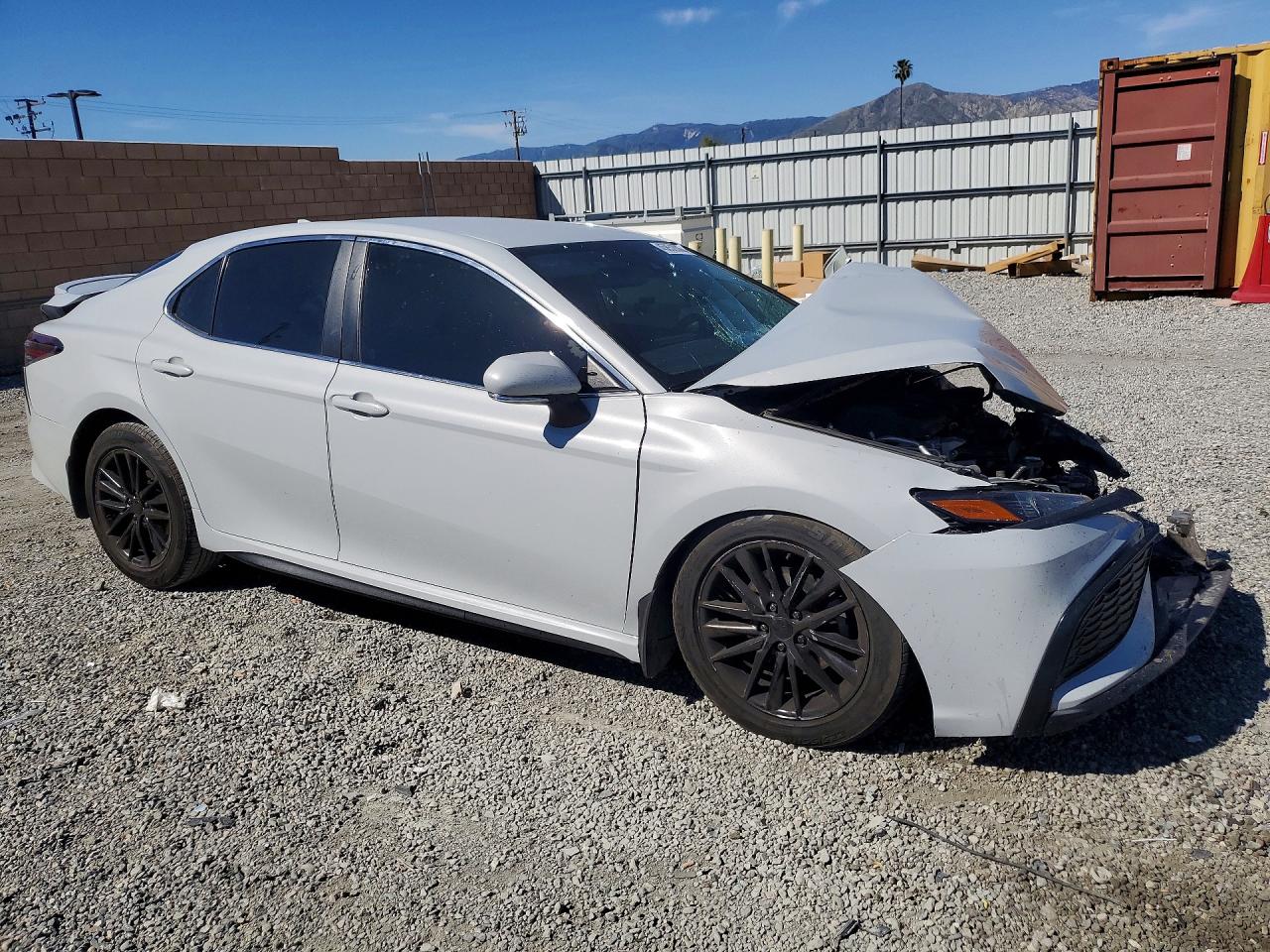 2022 TOYOTA CAMRY SE photo 4