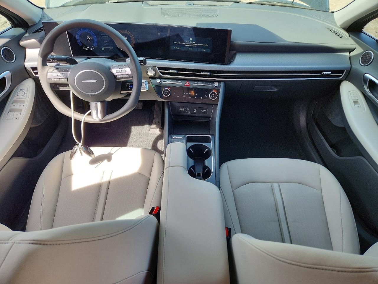 2024 HYUNDAI SONATA SEL photo 8