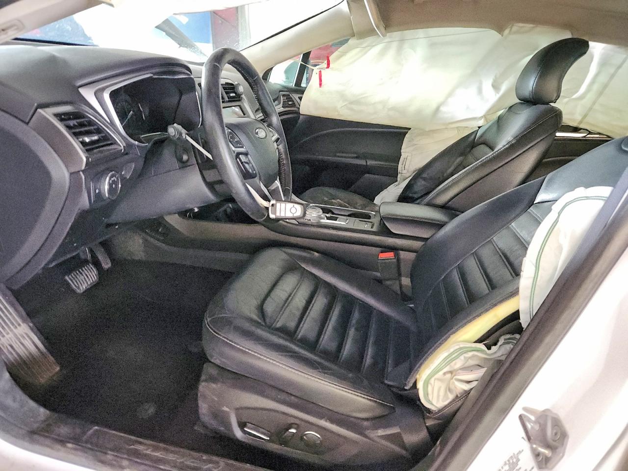 2017 FORD FUSION SE photo 13