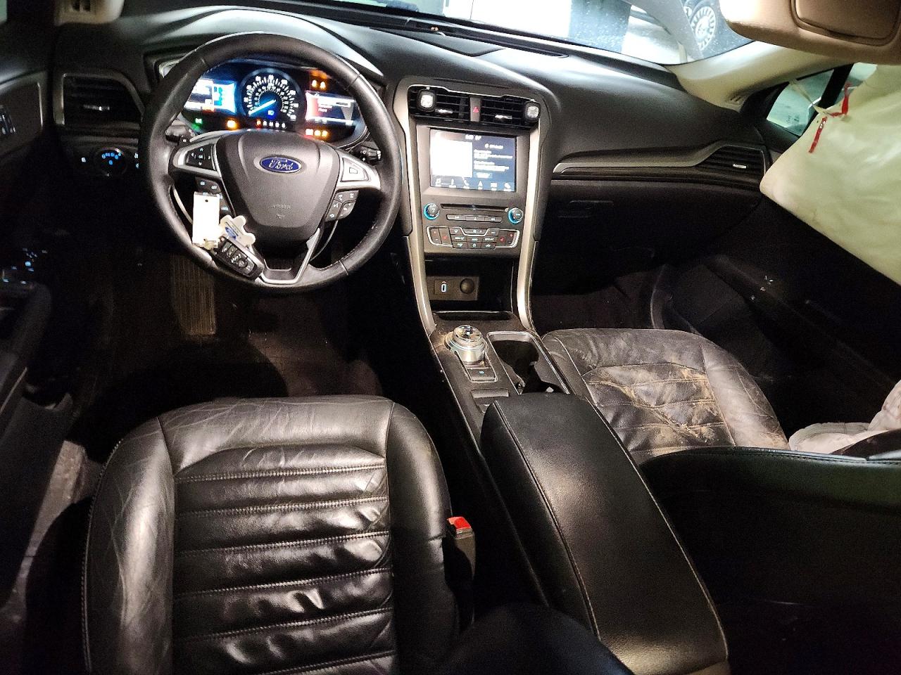 2017 FORD FUSION SE photo 15