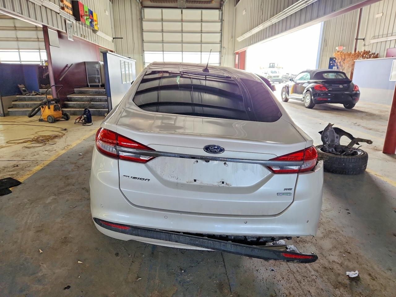 2017 FORD FUSION SE photo 11