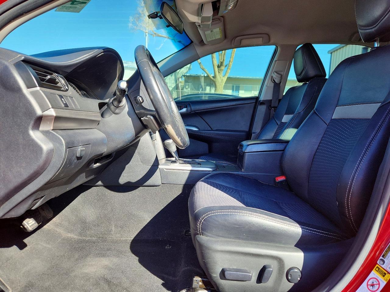 2013 TOYOTA CAMRY SE photo 7