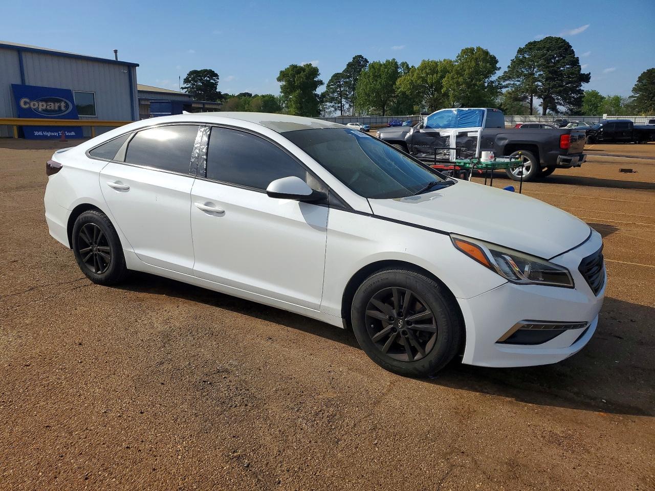 2015 HYUNDAI SONATA SE photo 7