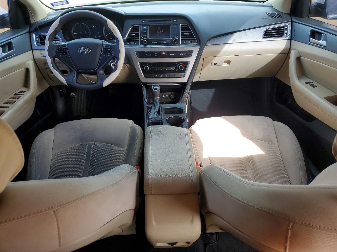 2015 HYUNDAI SONATA SE photo 15