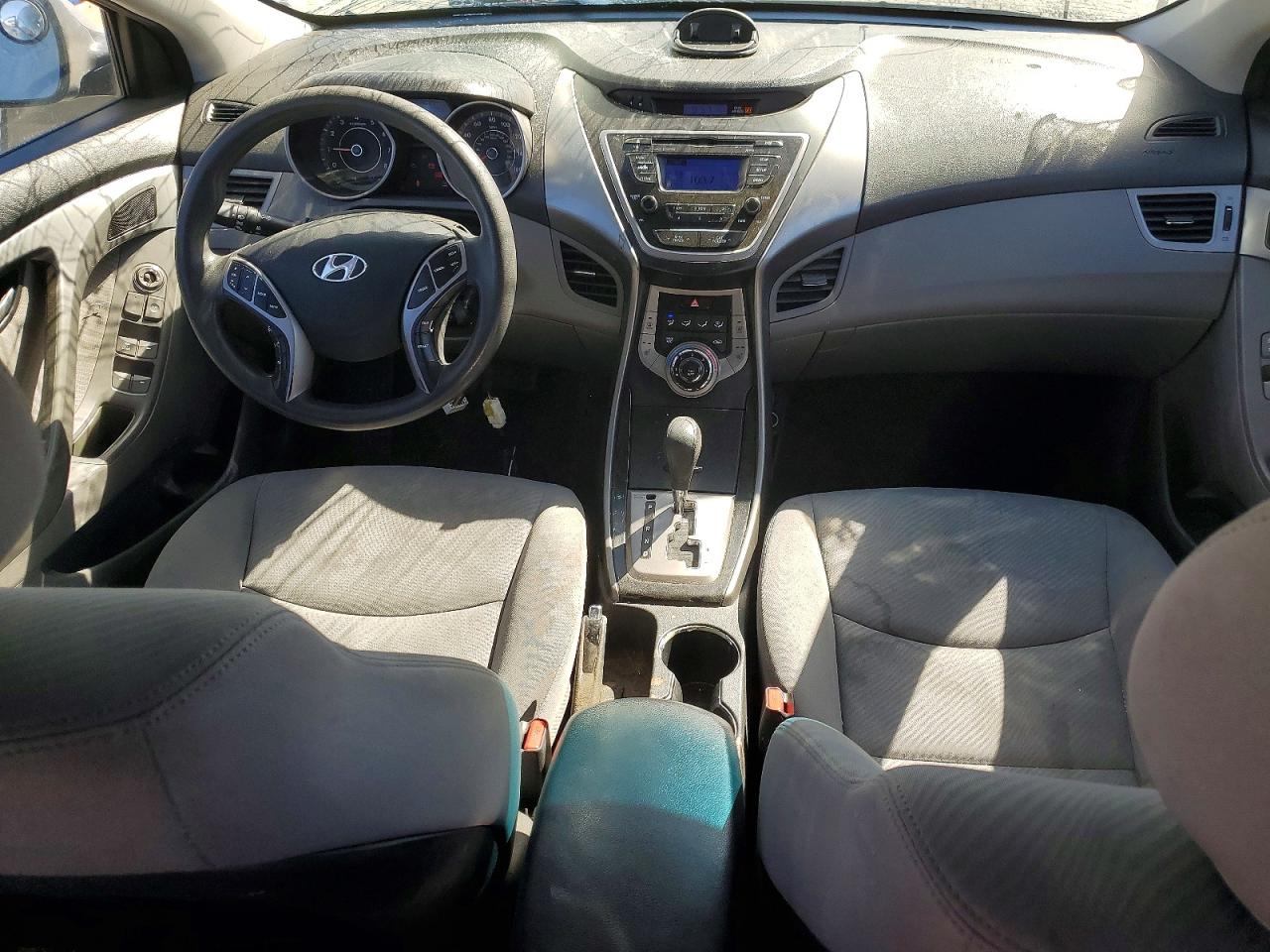 2013 HYUNDAI ELANTRA GLS photo 22