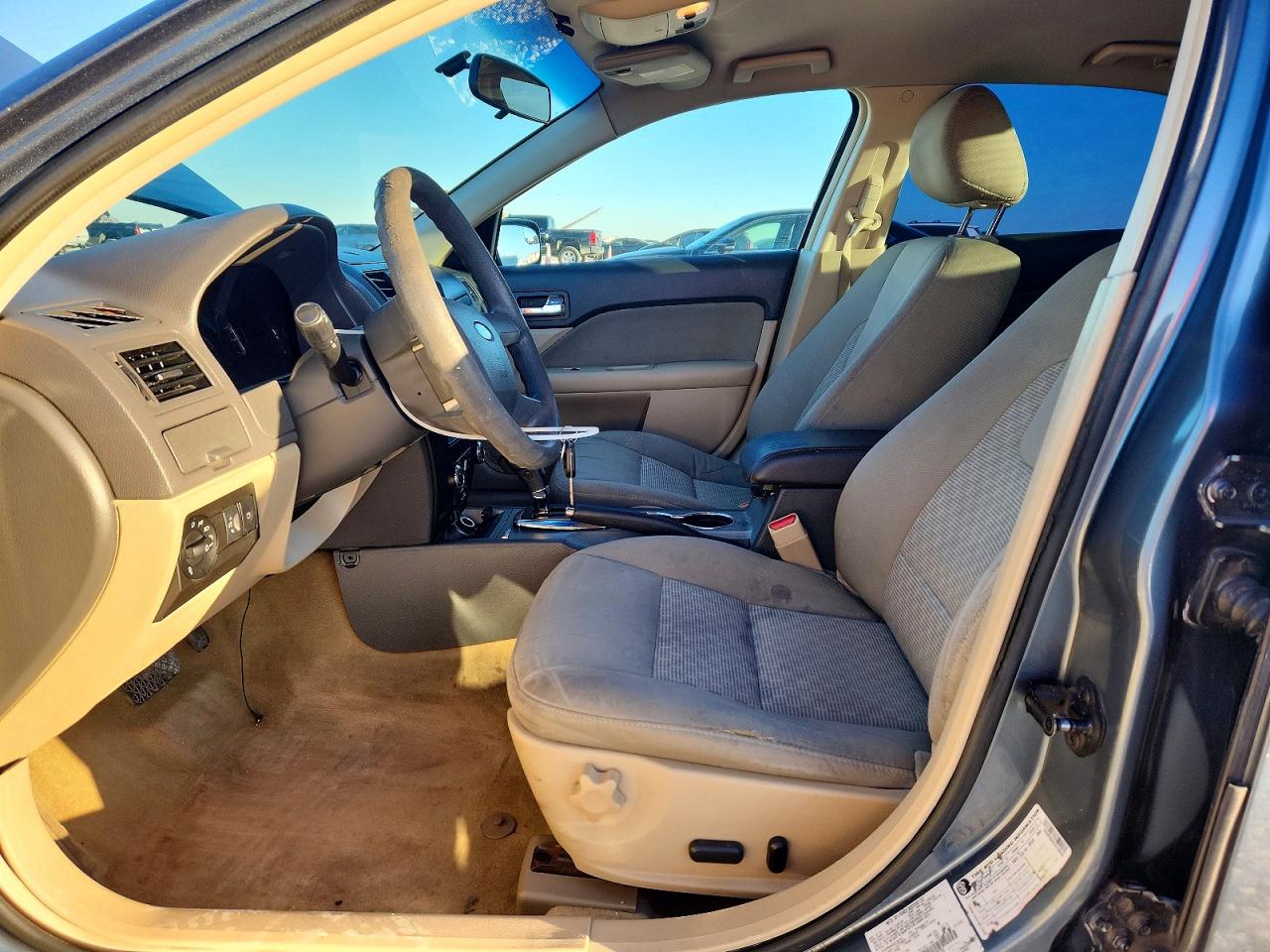 2012 FORD FUSION SE photo 13