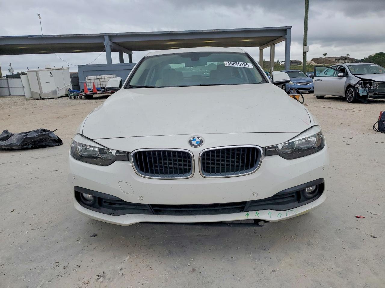 2017 BMW 320 I photo 13