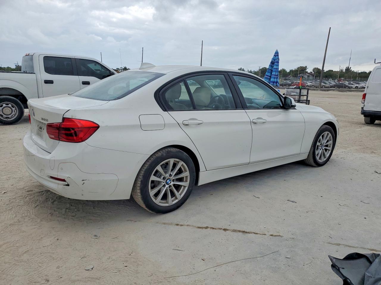 2017 BMW 320 I photo 7