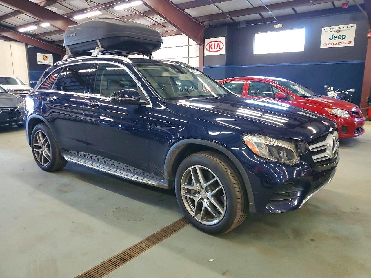 2016 MERCEDES-BENZ GLC 300 4MATIC photo 4