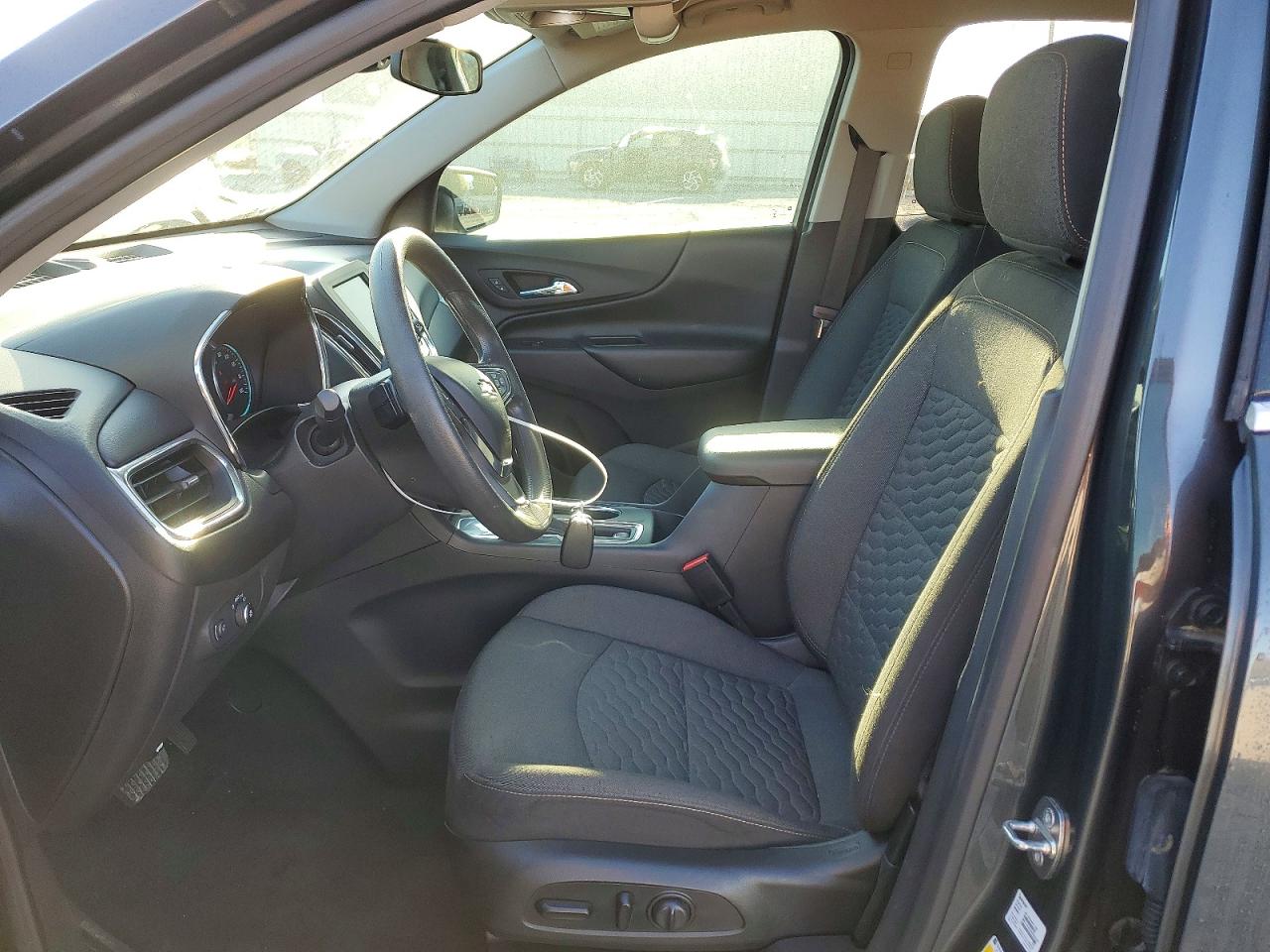 2020 CHEVROLET EQUINOX LT photo 7