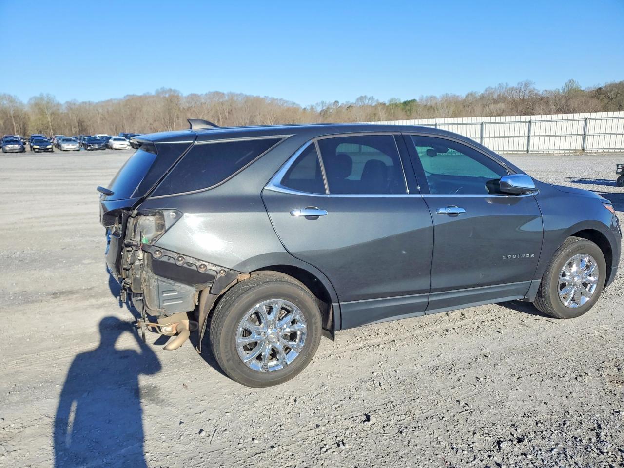 2020 CHEVROLET EQUINOX LT photo 3
