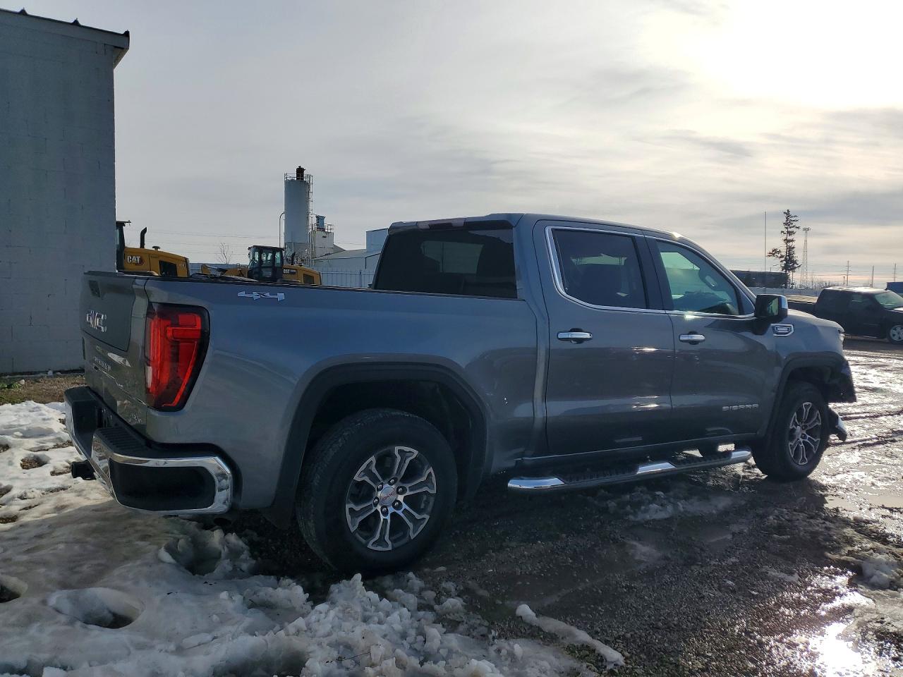 2022 GMC SIERRA LIMITED K1500 SLT photo 5