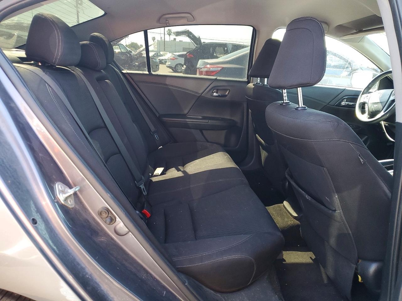 2015 HONDA ACCORD photo 10