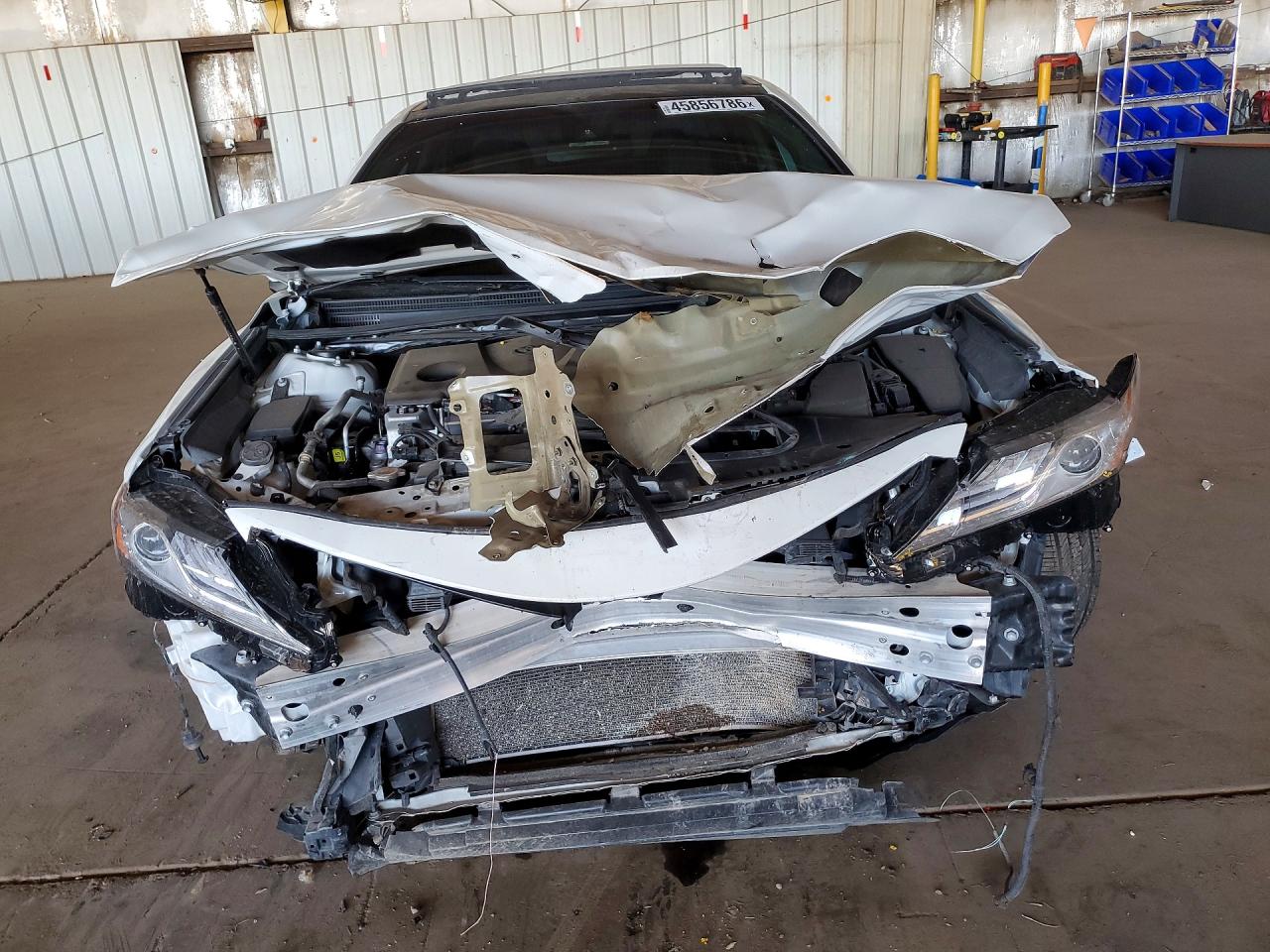2019 TOYOTA CAMRY XSE photo 9