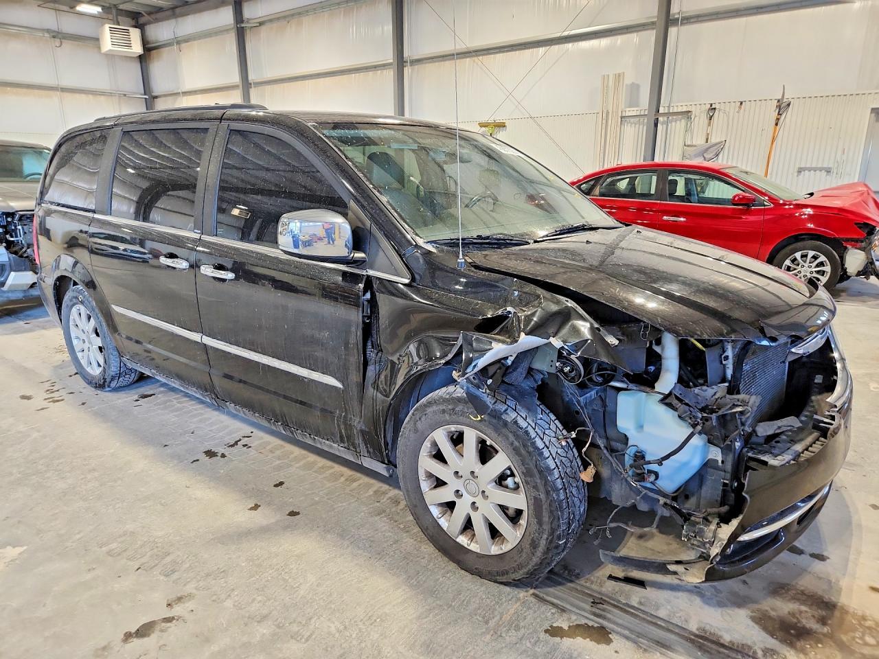 2011 CHRYSLER TOWN & COUNTRY TOURING L photo 7