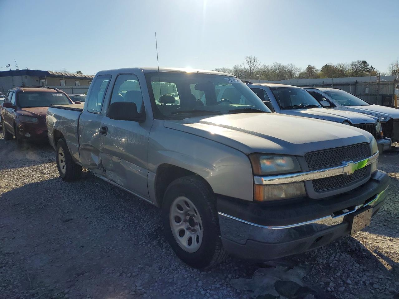 2005 CHEVROLET SILVERADO C1500 photo 4