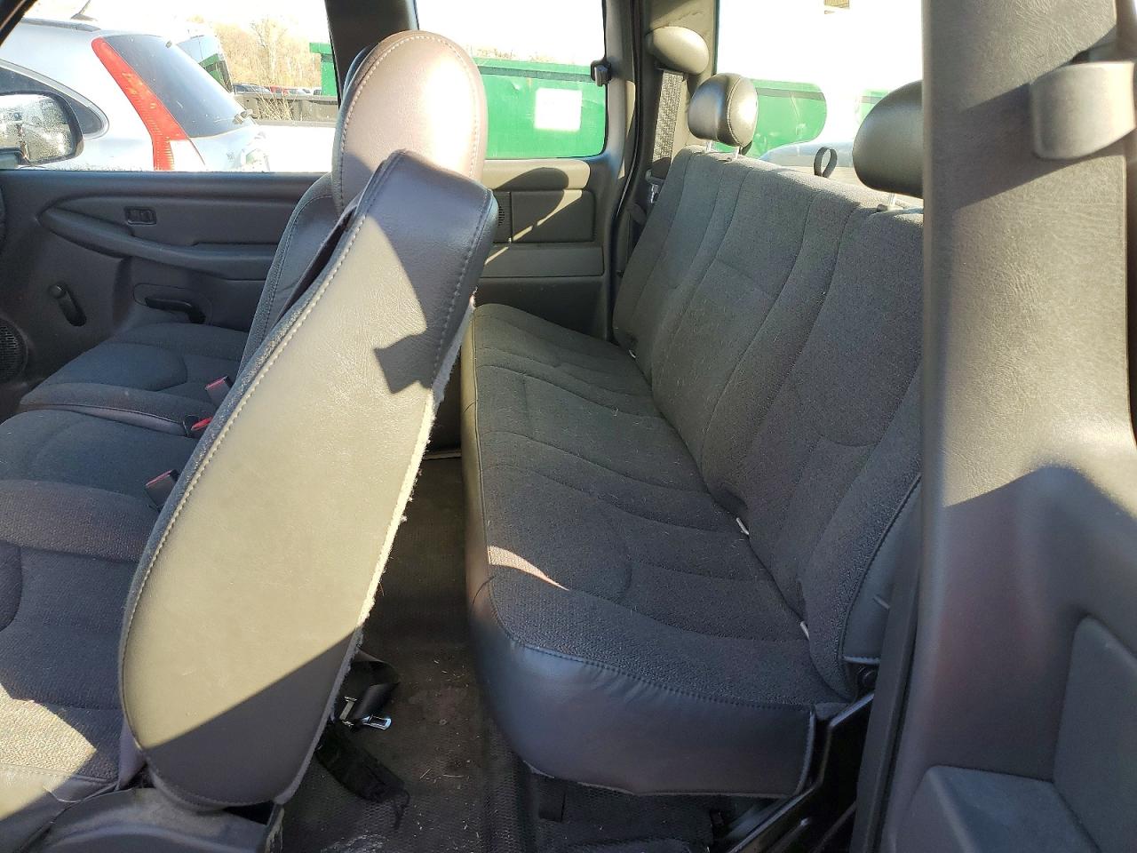 2005 CHEVROLET SILVERADO C1500 photo 10