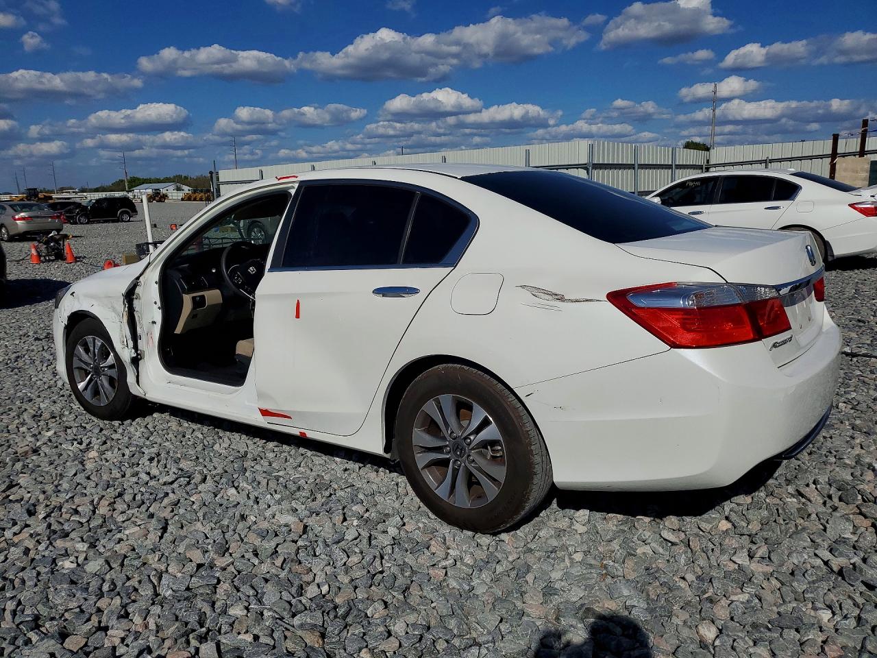 2013 HONDA ACCORD LX photo 2