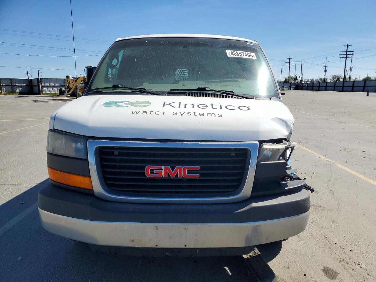2015 GMC SAVANA G2500 photo 9