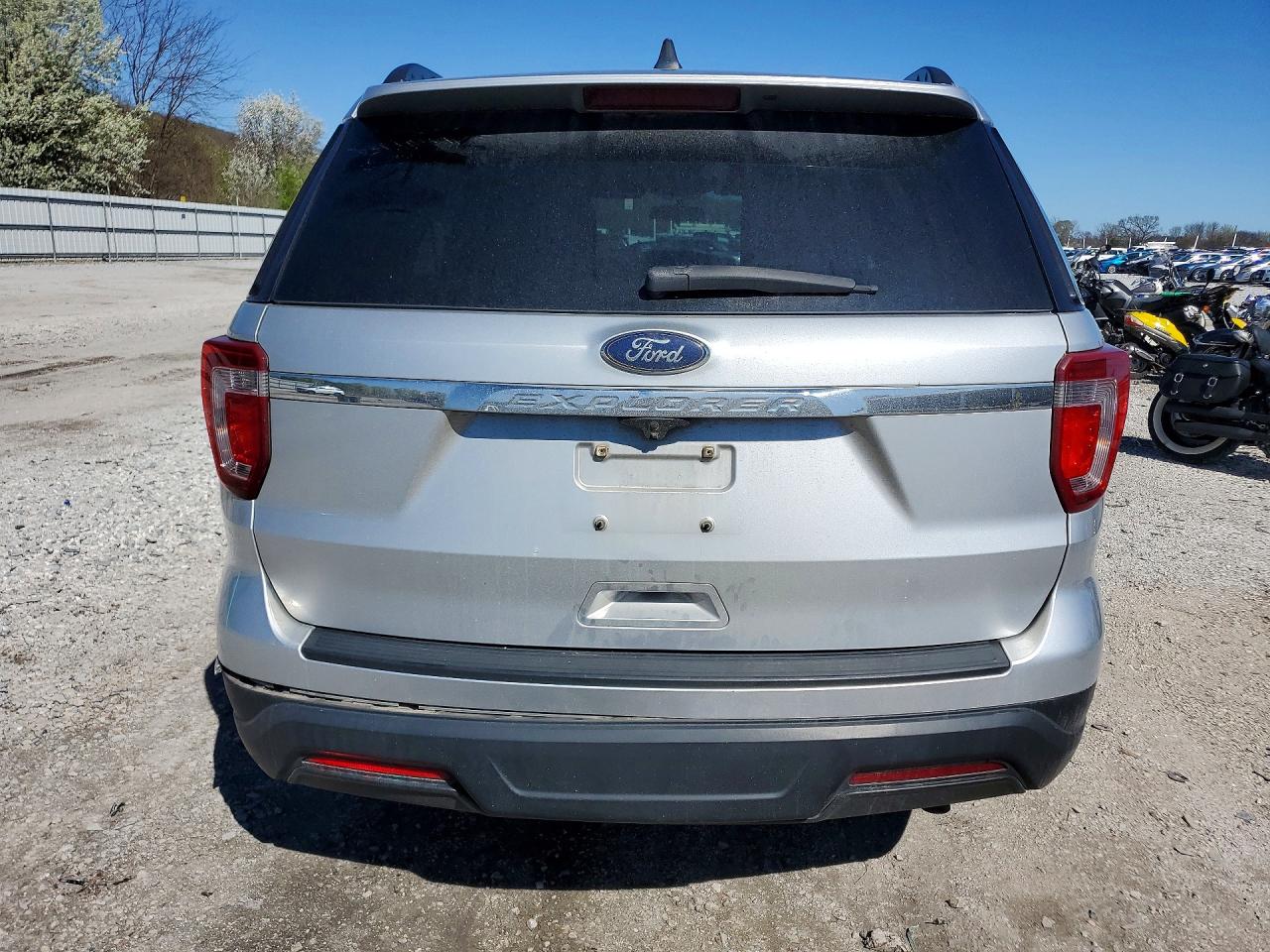 2018 FORD EXPLORER photo 6