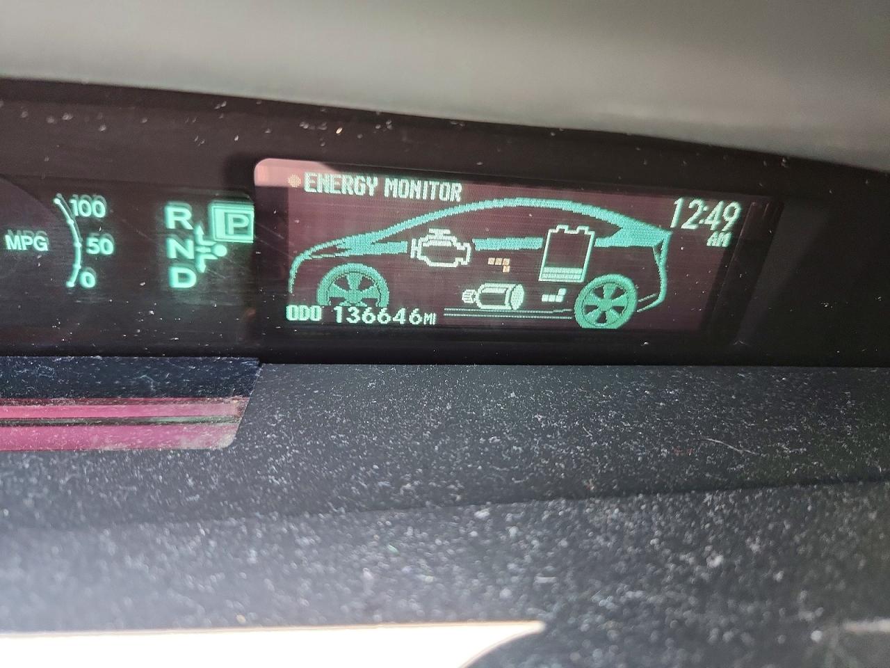 2011 TOYOTA PRIUS TWO photo 9
