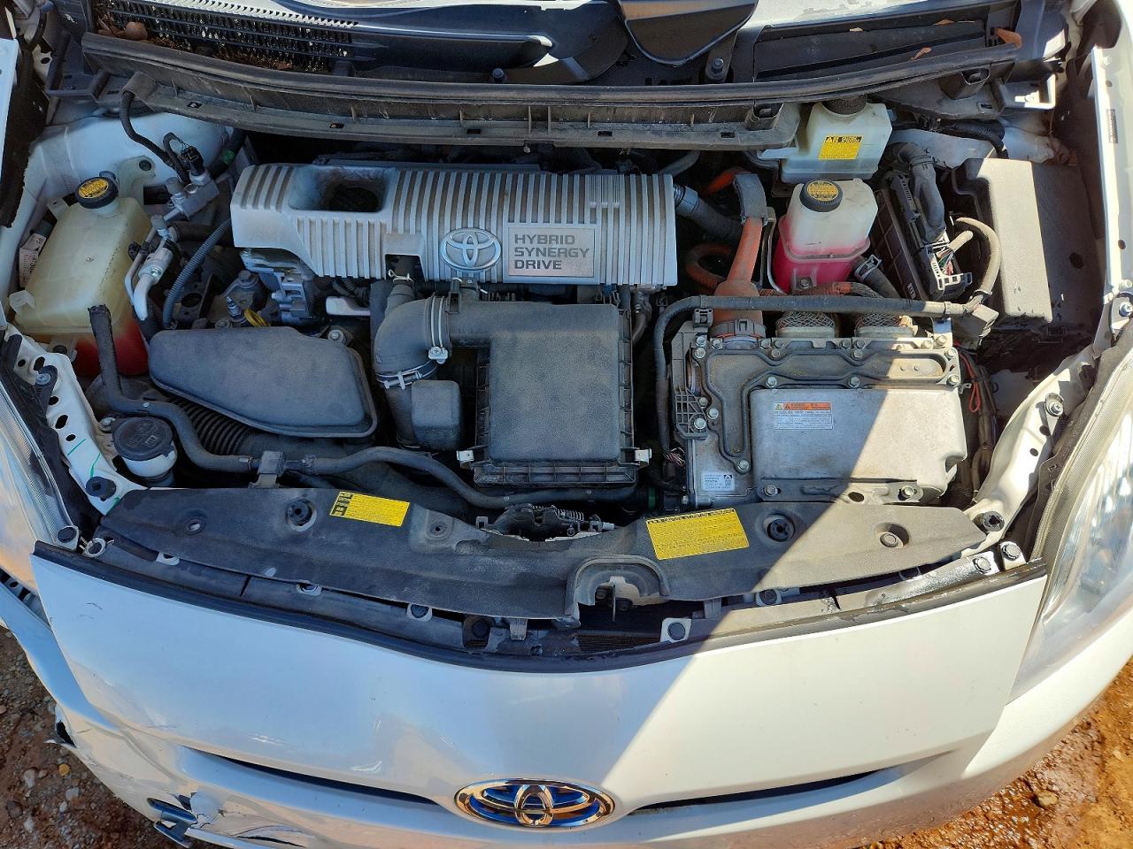 2011 TOYOTA PRIUS TWO photo 11