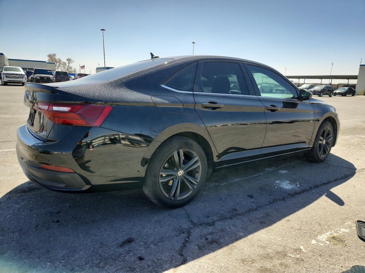 2023 VOLKSWAGEN JETTA SE photo 5