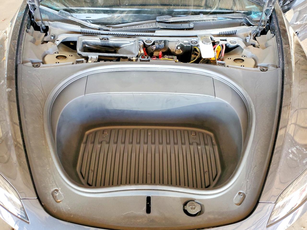 2024 TESLA MODEL 3 photo 11