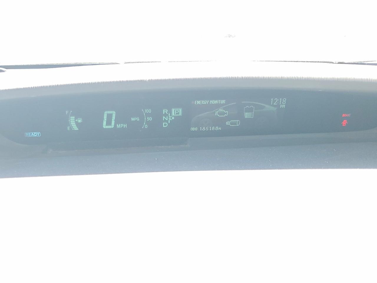 2015 TOYOTA PRIUS FOUR photo 9