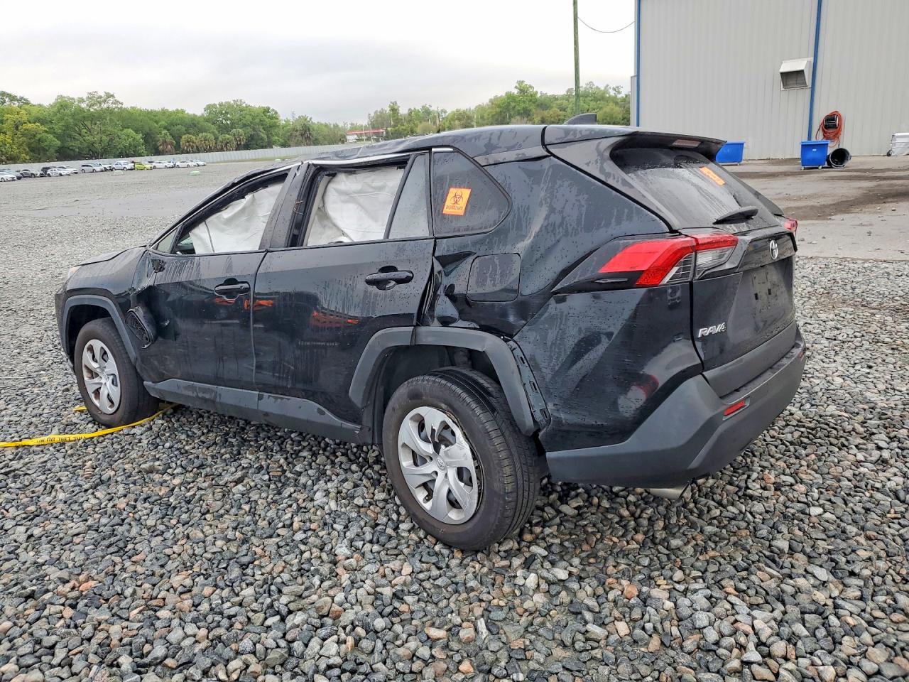 2019 TOYOTA RAV4 LE photo 2