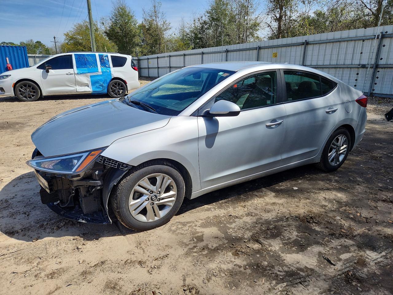 2019 HYUNDAI ELANTRA