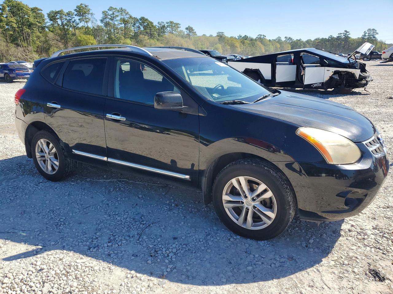 2013 NISSAN ROGUE S photo 4