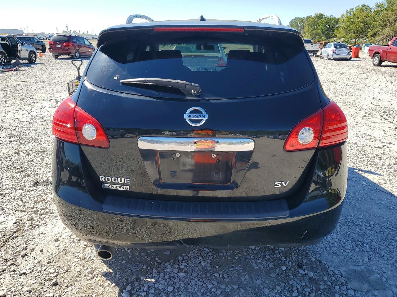 2013 NISSAN ROGUE S photo 6