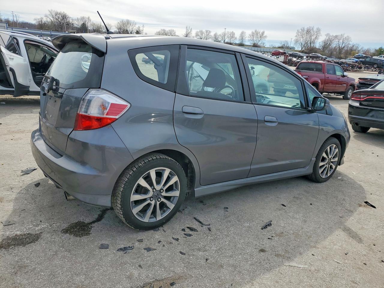 2013 HONDA FIT SPORT photo 3