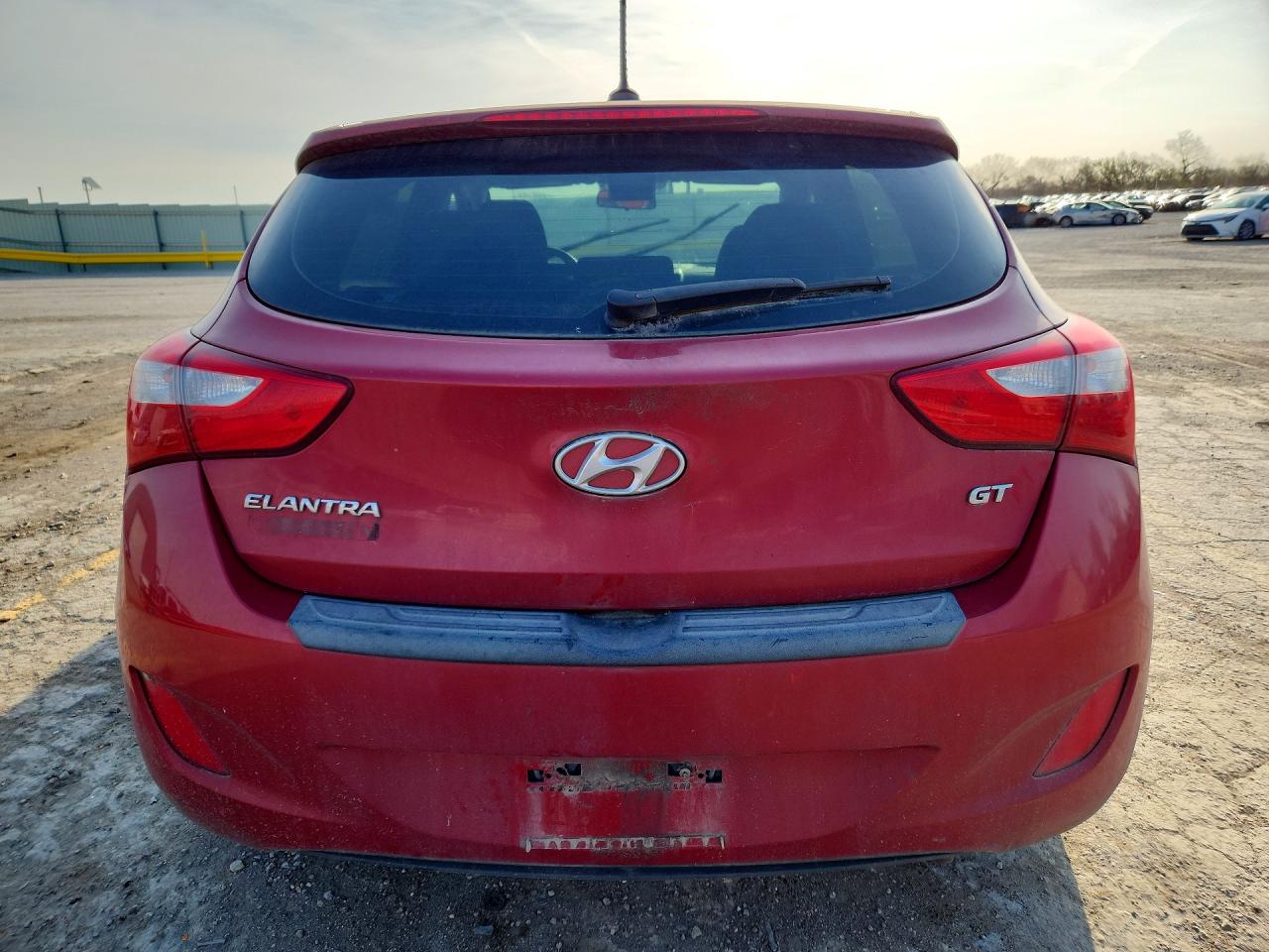 2016 HYUNDAI ELANTRA GT BASE photo 11