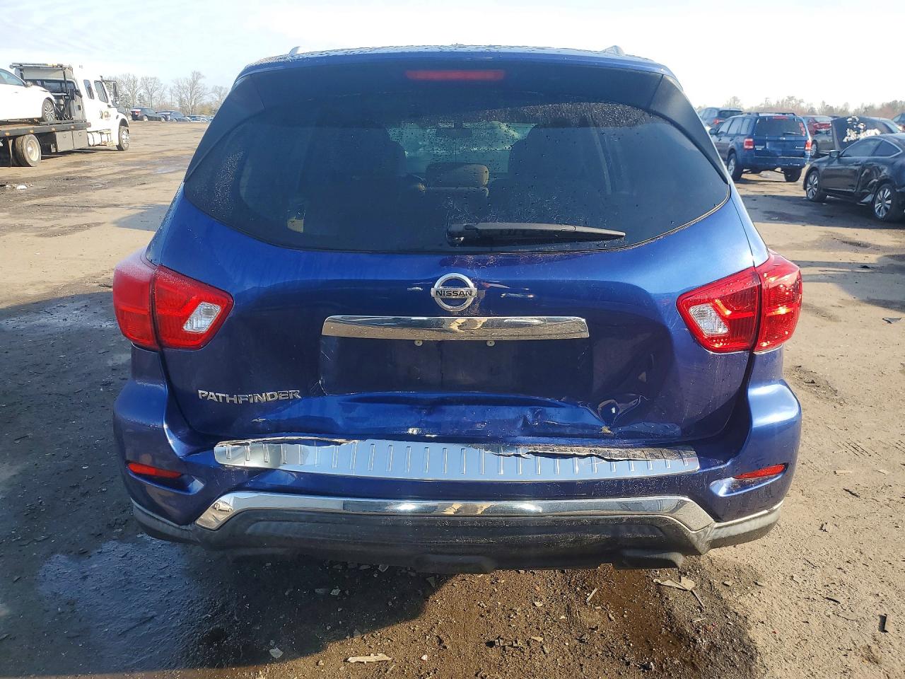 2017 NISSAN PATHFINDER S photo 11