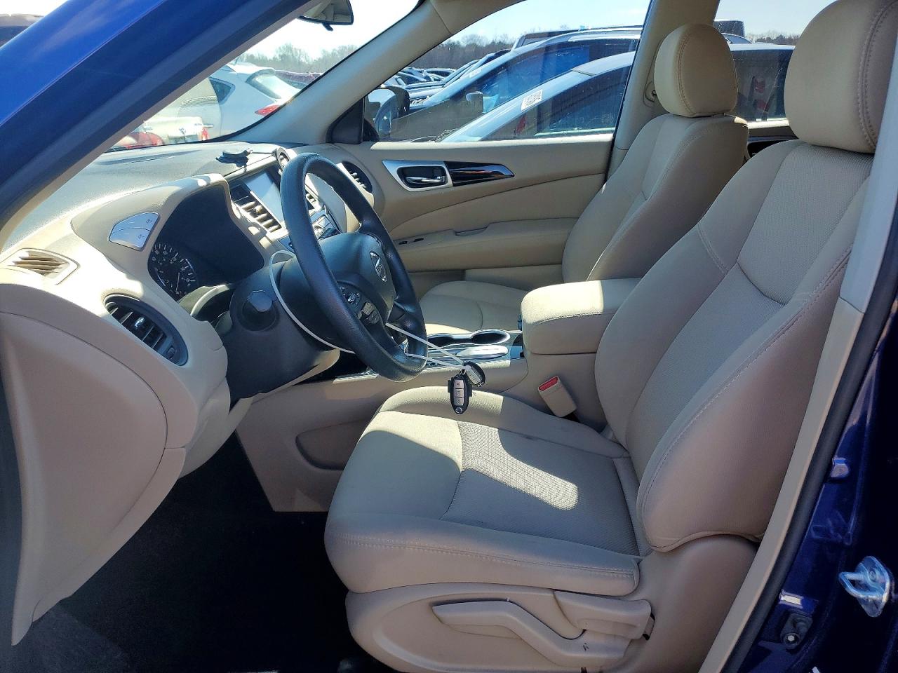 2017 NISSAN PATHFINDER S photo 13
