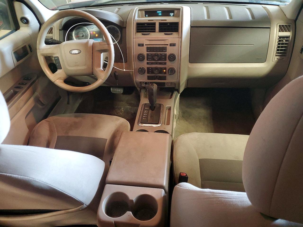 2008 FORD ESCAPE XLT photo 8