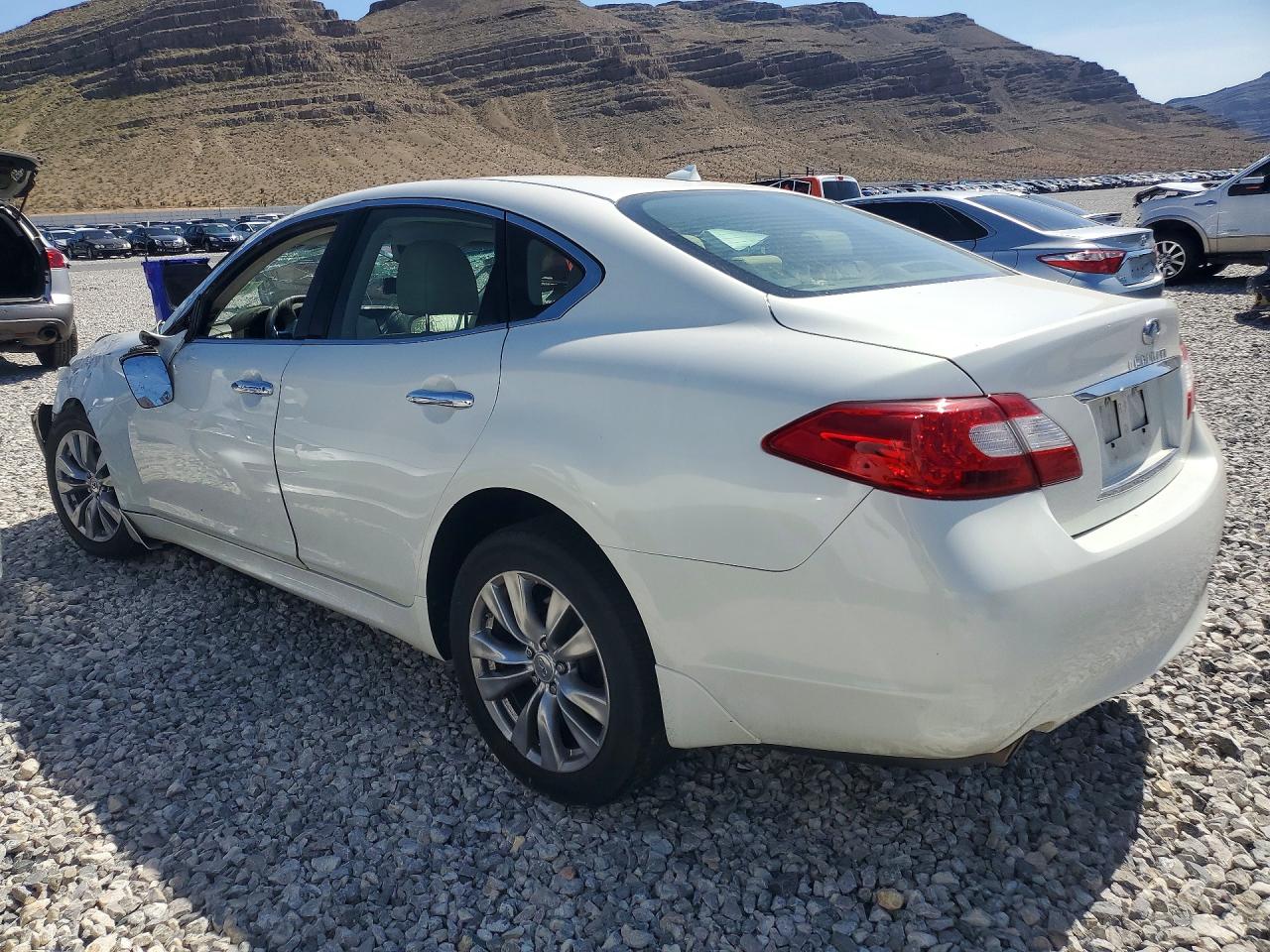 2012 INFINITI M37 X photo 4