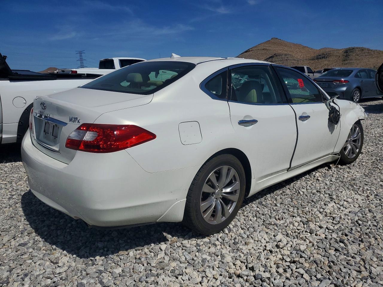 2012 INFINITI M37 X photo 7