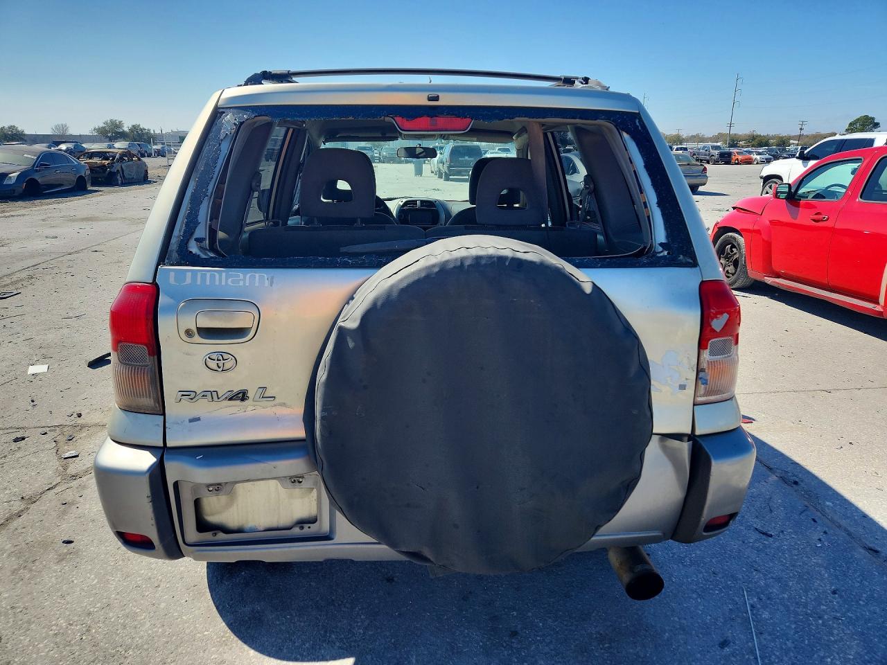 2001 TOYOTA RAV4 photo 6
