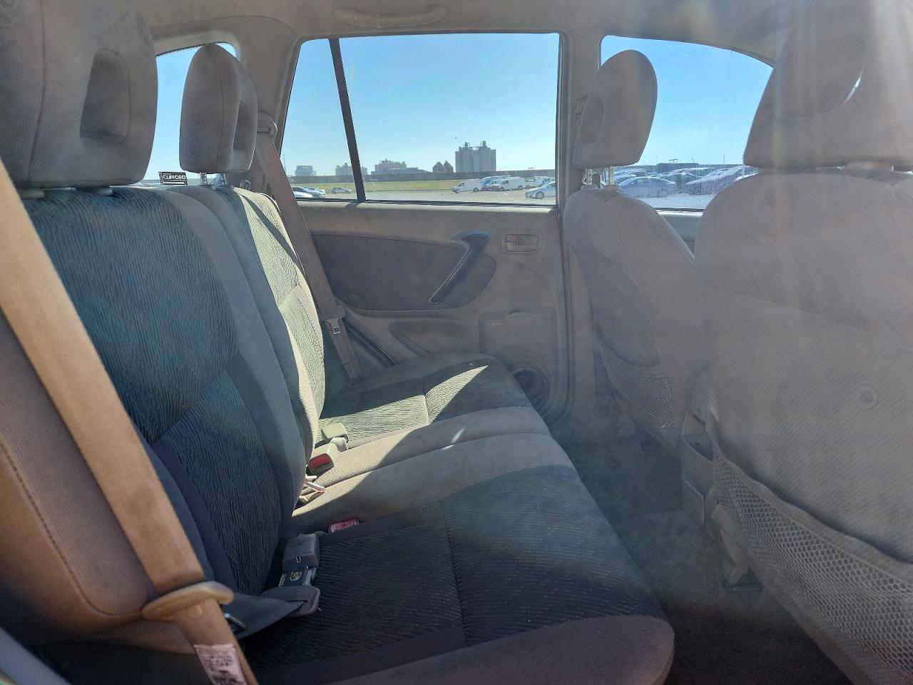 2001 TOYOTA RAV4 photo 11