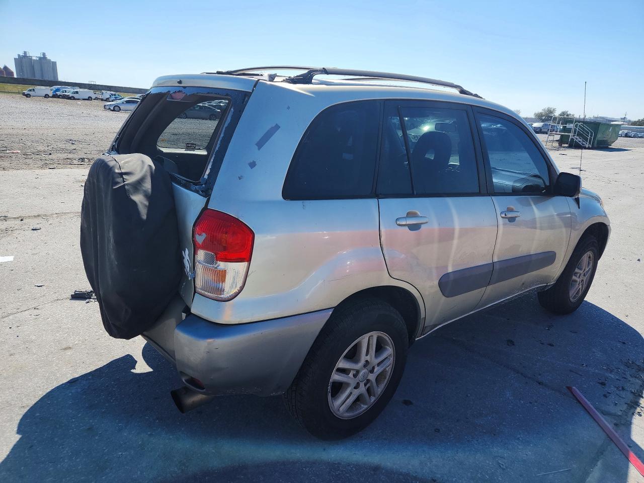 2001 TOYOTA RAV4 photo 3