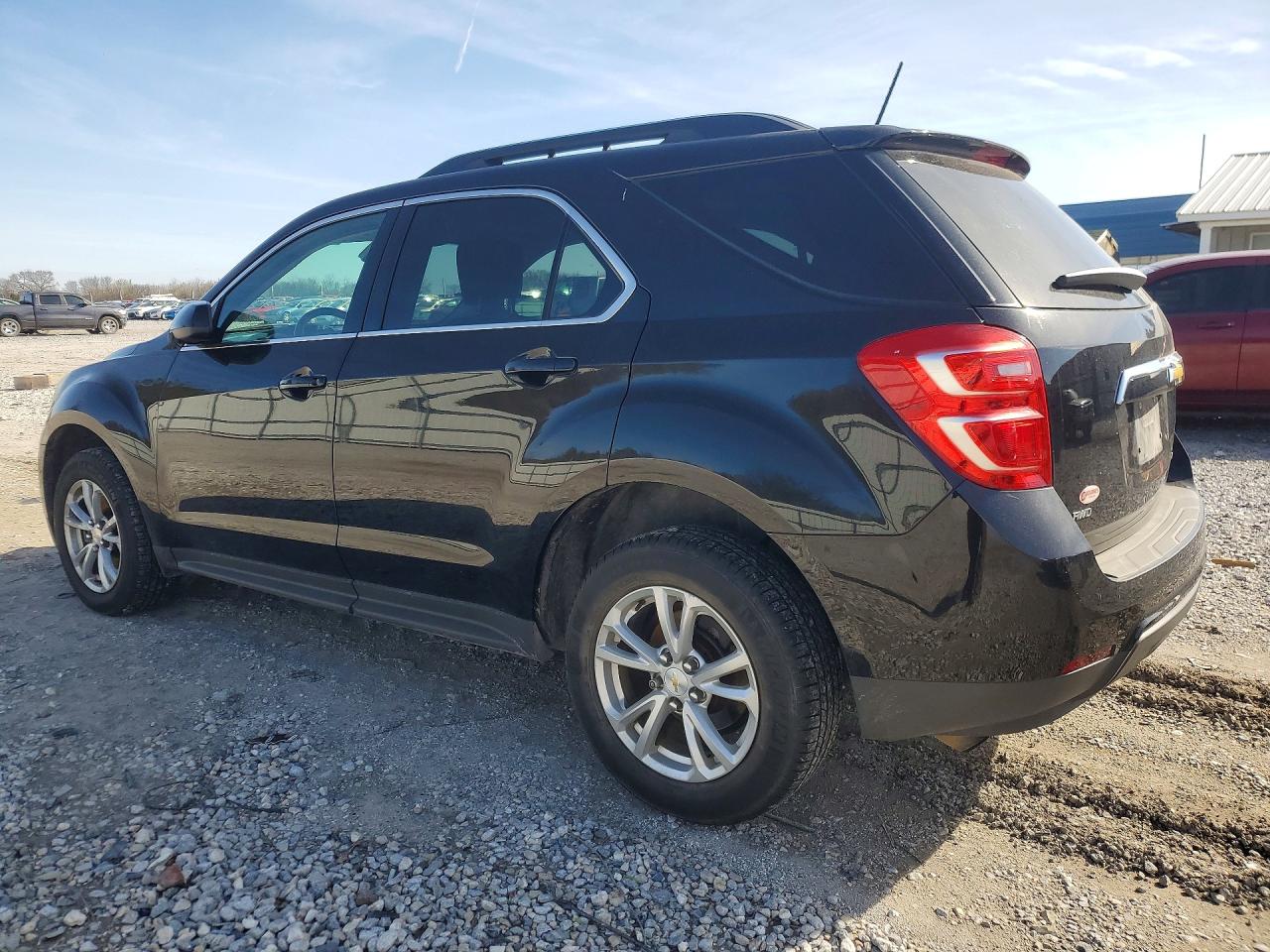 2016 CHEVROLET EQUINOX LT photo 2