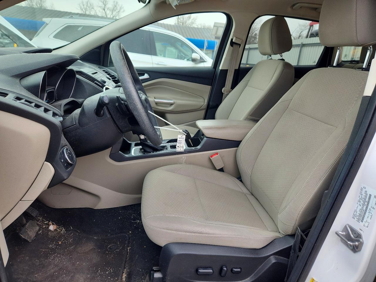 2017 FORD ESCAPE SE photo 7