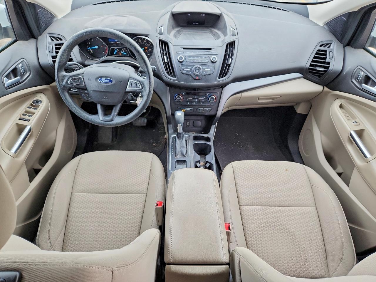 2017 FORD ESCAPE SE photo 8