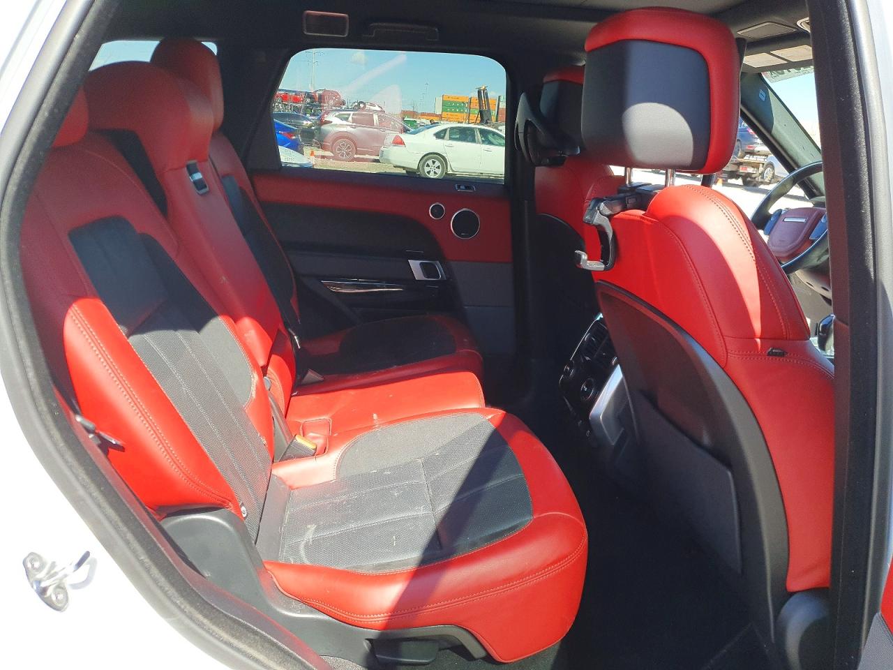 2022 LAND ROVER RANGE ROVER SPORT HST photo 31