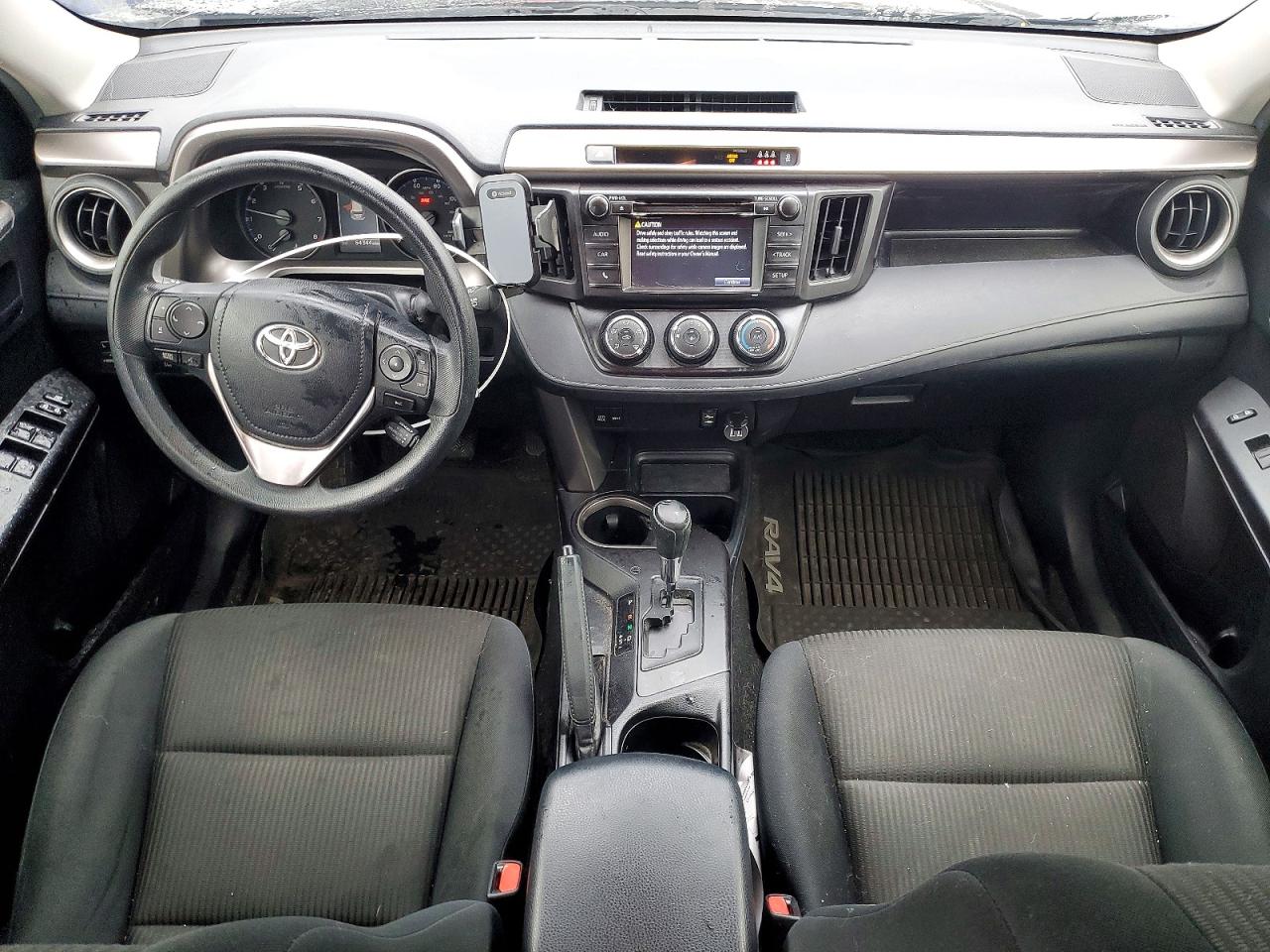 2018 TOYOTA RAV4 LE photo 22