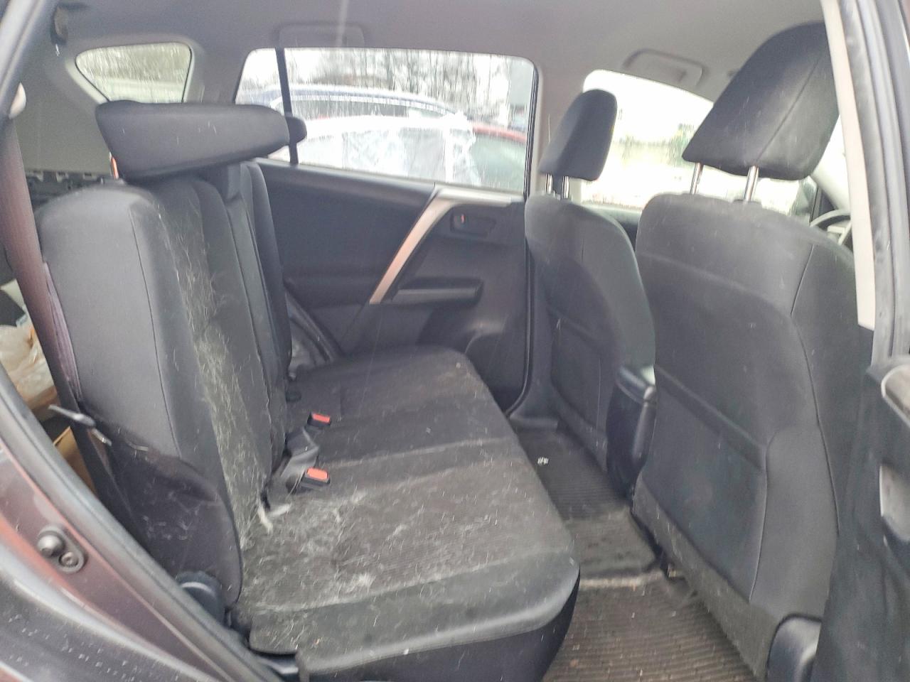 2018 TOYOTA RAV4 LE photo 28